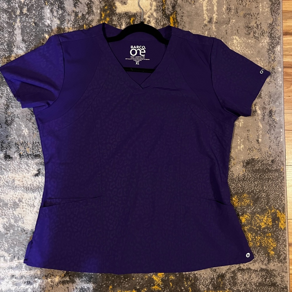 Barco One Uniforms Women's V-Neck Purple Cheetah Scrub Top